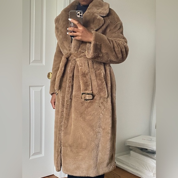 H&M faux fur coat - Picture 5 of 7